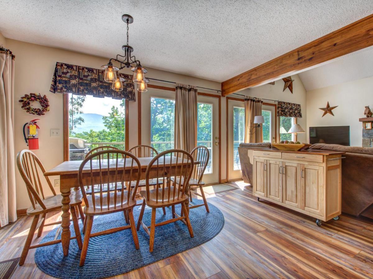 Mountain Charm Villa Gatlinburg Exterior photo