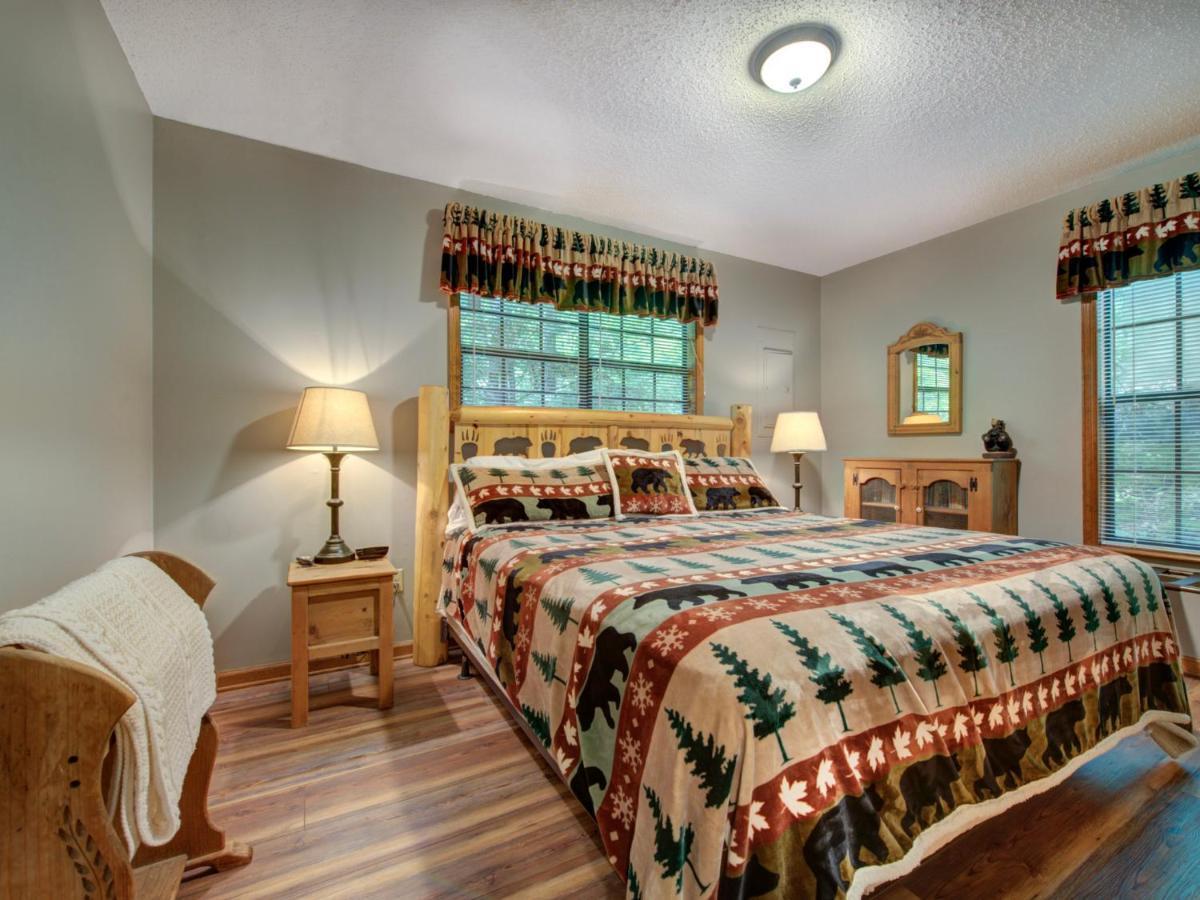 Mountain Charm Villa Gatlinburg Exterior photo